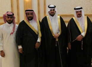 محمد بن حسين في القفص الذهبي 